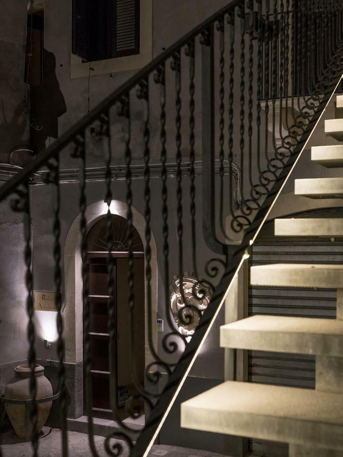 Relais Anfitheatro Bed and Breakfast Catania Exteriör bild